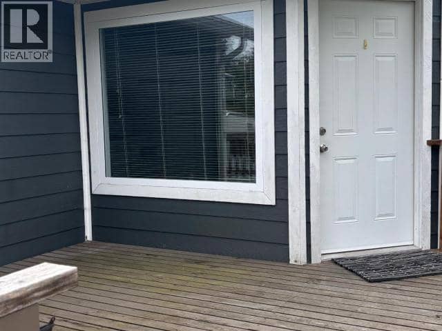 A & B-5375 EARL STREET, Texada Island, photo 6