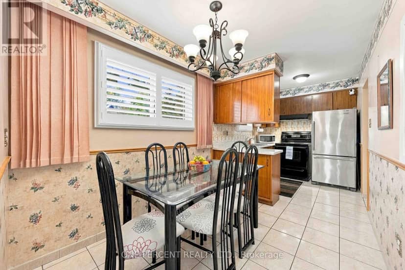 37 Wilmont Drive, Toronto, photo 7