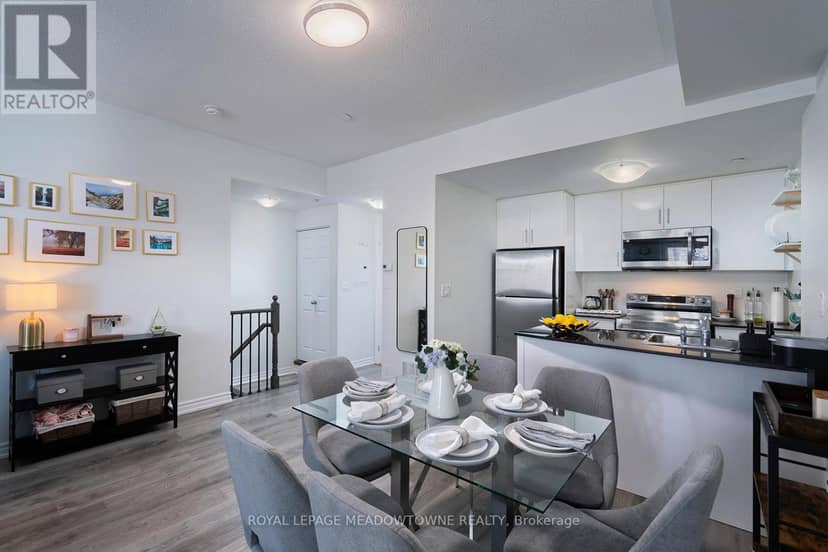 19 - 10 Carnation Avenue, Toronto, photo 8