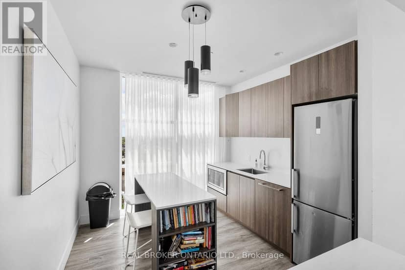920 - 1787 St Clair Avenue W — photo 40 of 40