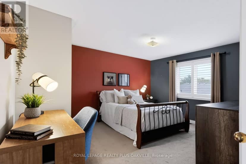 2254 Dunforest Crescent — photo 34 of 40