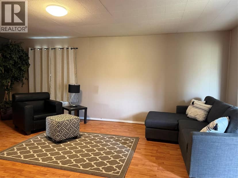 1009 95 Avenue, Dawson Creek, photo 3