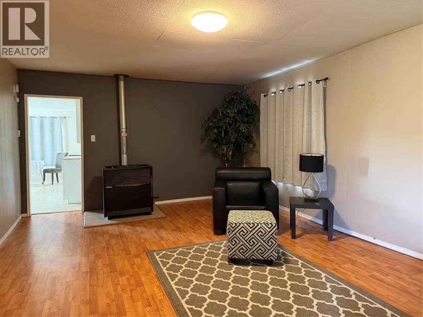 1009 95 Avenue, Dawson Creek, photo 4