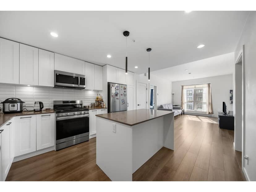B315 20078 85 AVENUE, Langley