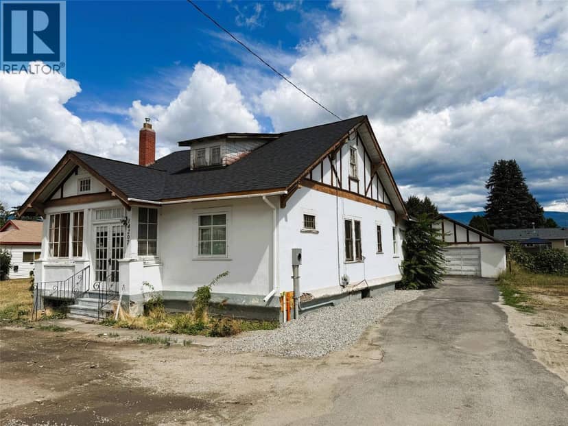 14207 Victoria Road N, Summerland