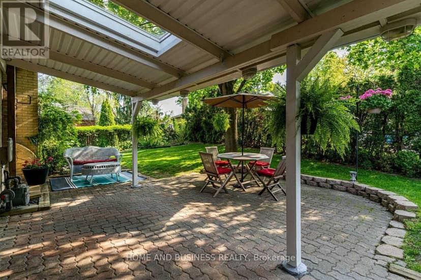 3668 The Credit Woodlands Road — photo 9 of 40