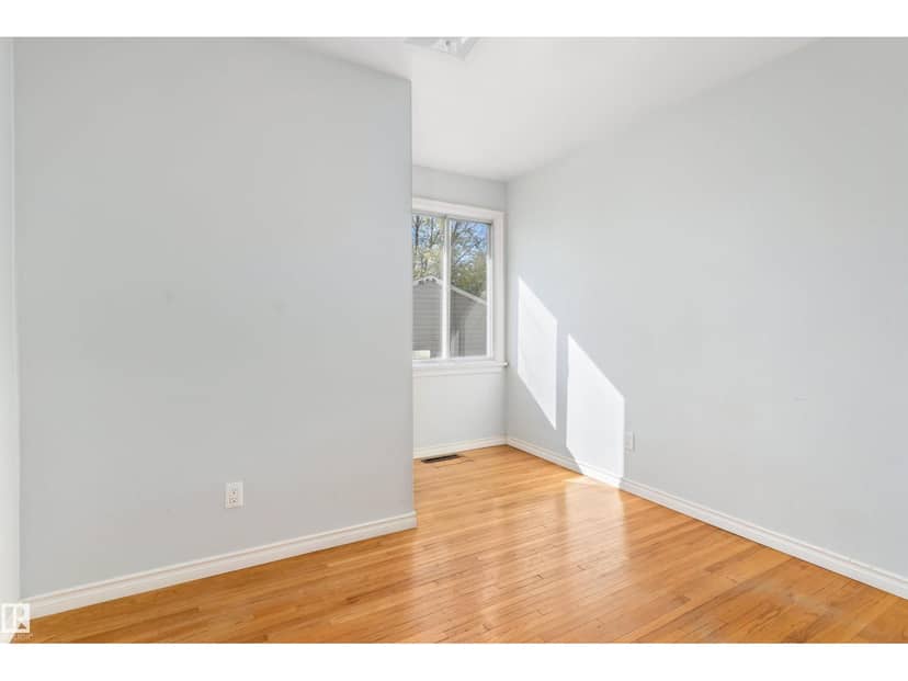 13003 Sherbrooke Av NW — photo 15 of 33