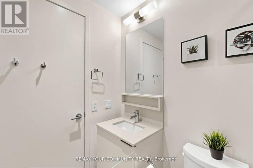 1503 - 898 Portage Parkway — photo 17 of 40