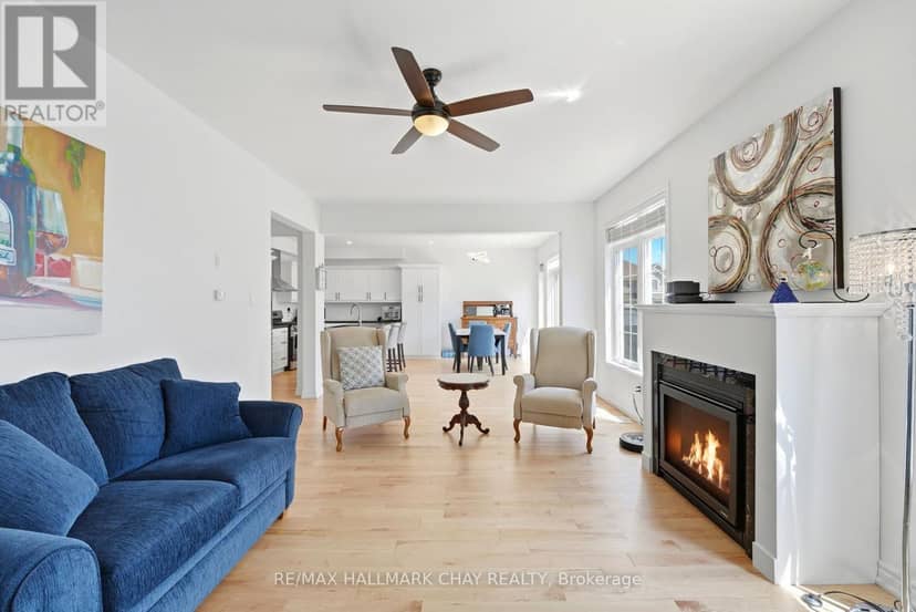 113 Strachan Trail — photo 7 of 40