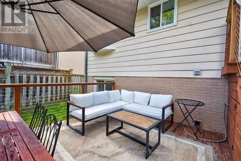 11 Maclaren Avenue — photo 12 of 33