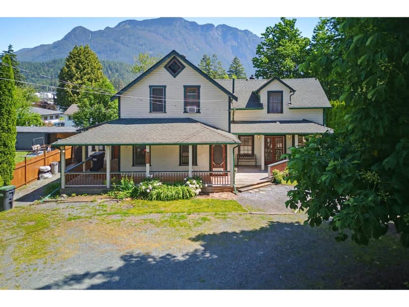1075 3RD AVENUE, Hope, Hope