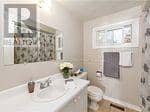 17 Chadwick Drive — photo 3 of 16