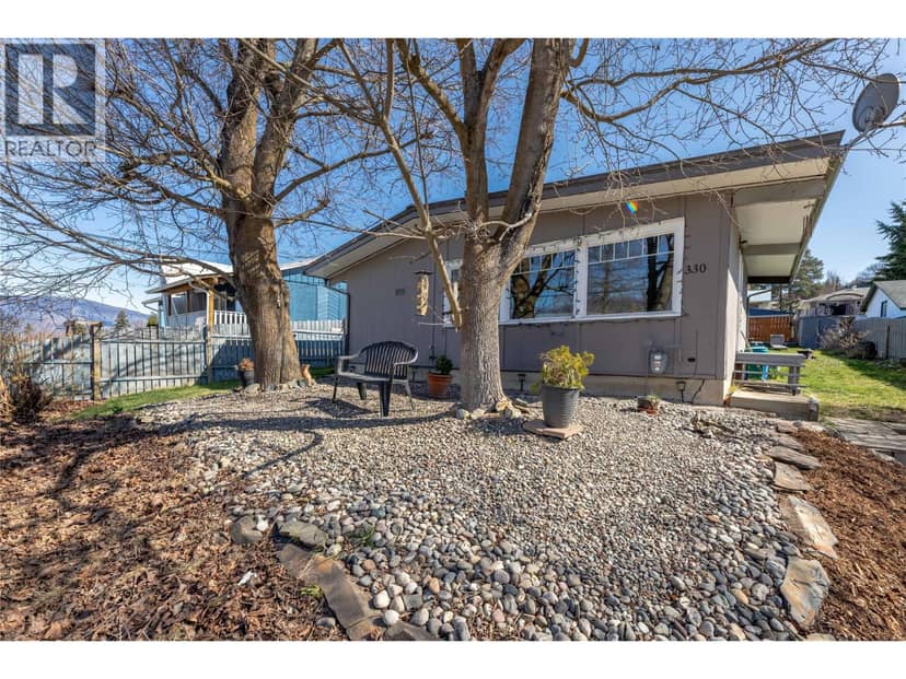 330 6 Street, Salmon Arm