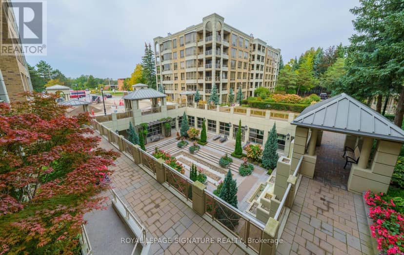 216 - 215 The Donway West W, Toronto