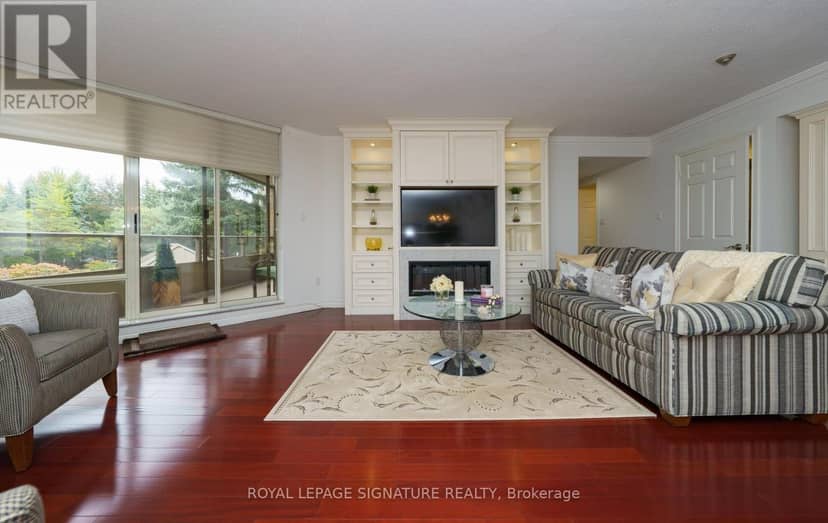 216 - 215 The Donway West W, Toronto, photo 5