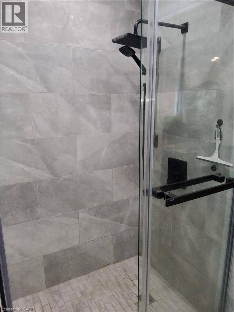 256 SOUTHCOTE Road — photo 16 of 36