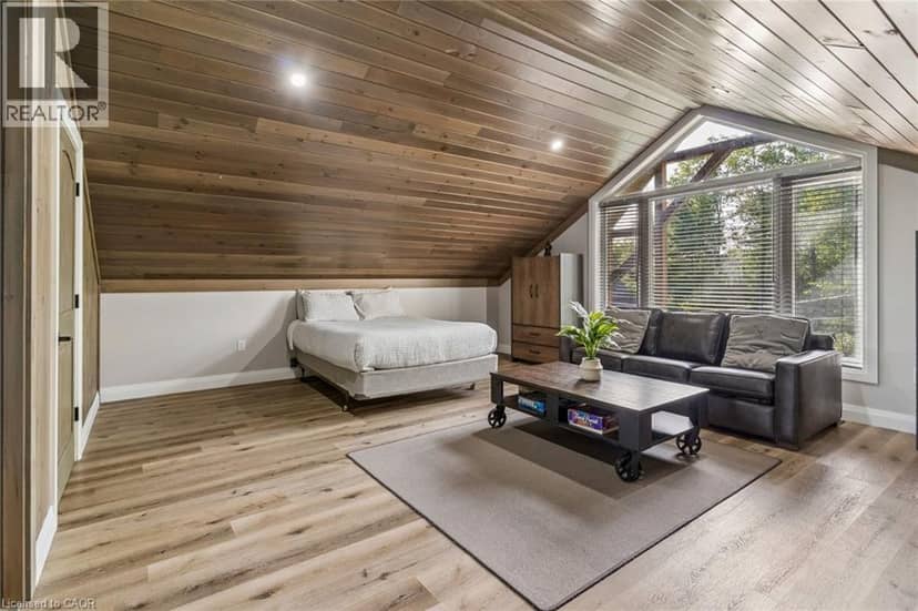 527 PINE POINT Lane — photo 30 of 40