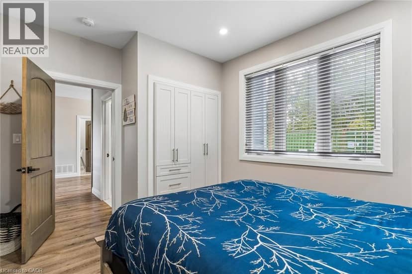 527 PINE POINT Lane — photo 27 of 40