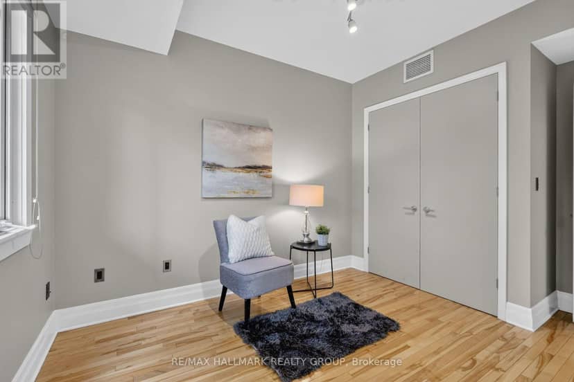 210 - 457 McLeod Street — photo 22 of 38
