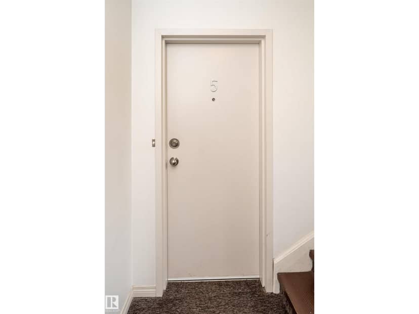 #5 8807 101 ST NW, Edmonton, photo 8