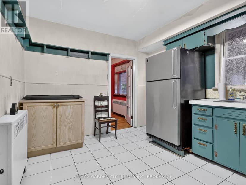 136 Highland Avenue — photo 16 of 40