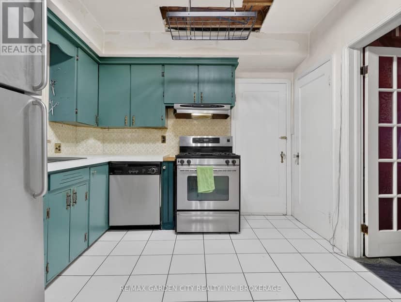 136 Highland Avenue — photo 18 of 40