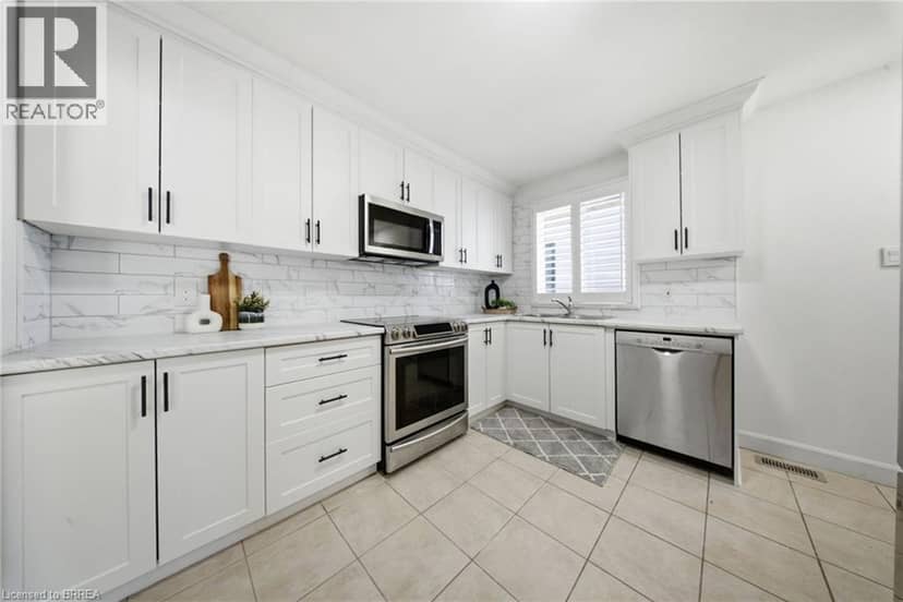 16 BURWELL Street — photo 13 of 40
