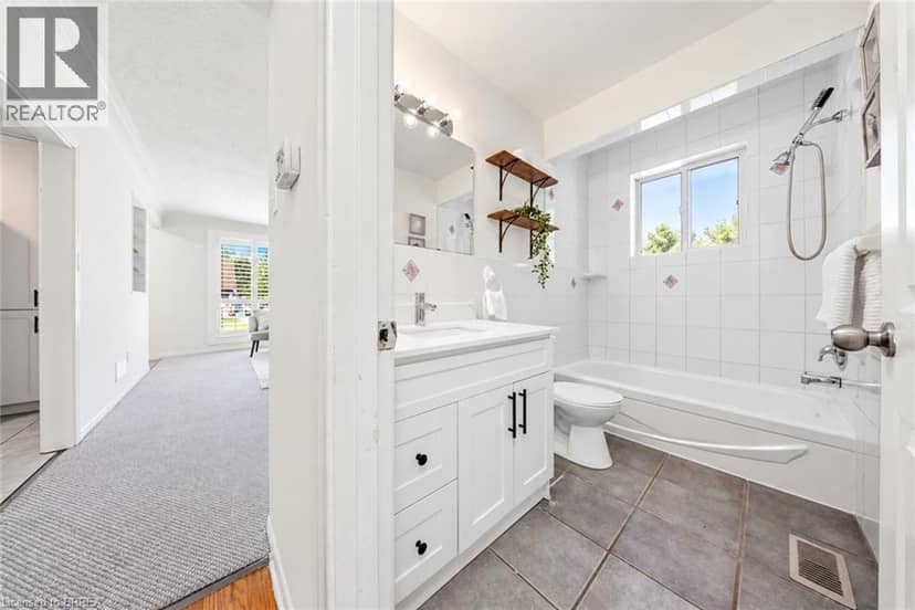 16 BURWELL Street — photo 14 of 40