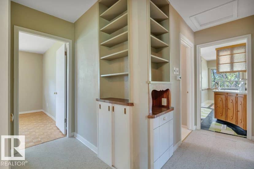 10148 87 ST NW — photo 23 of 40