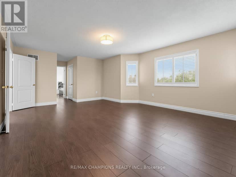 1 Cluster Oak Place — photo 23 of 40