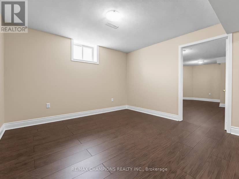 1 Cluster Oak Place — photo 39 of 40