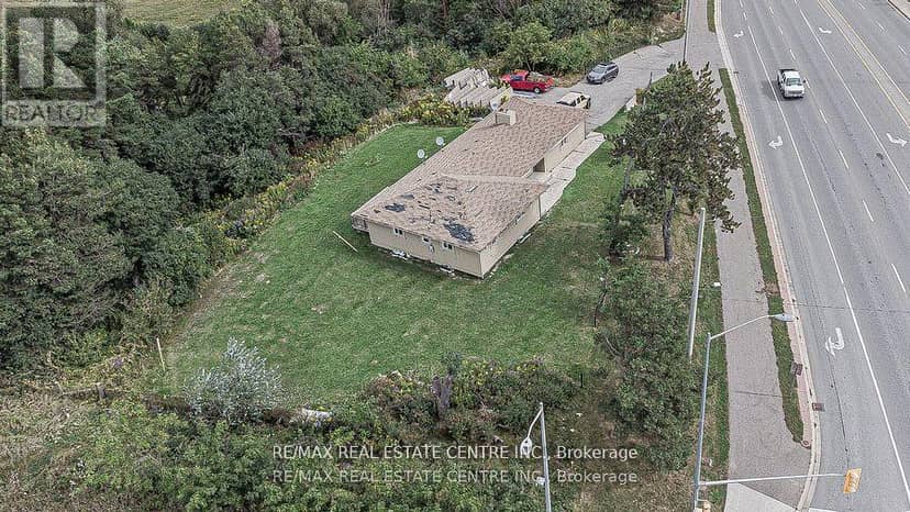 3024 Countryside Drive, Brampton, photo 4