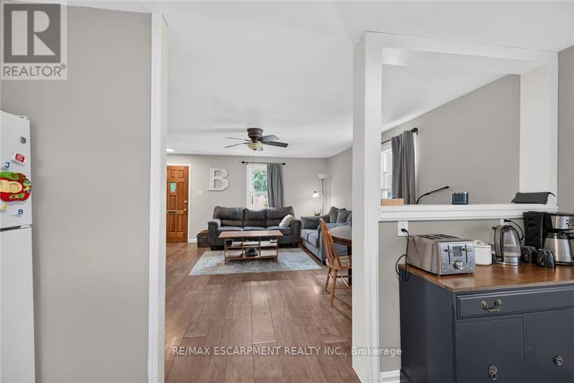 82 Division Street — photo 12 of 40