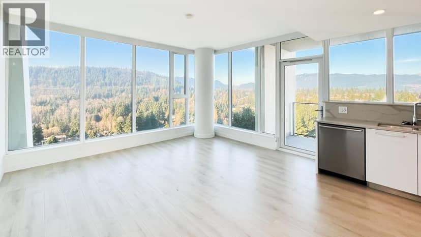 10xx 567 CLARKE ROAD, Coquitlam, photo 2