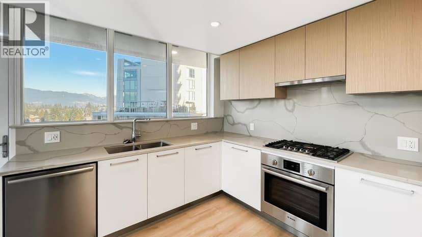 10xx 567 CLARKE ROAD, Coquitlam, photo 5