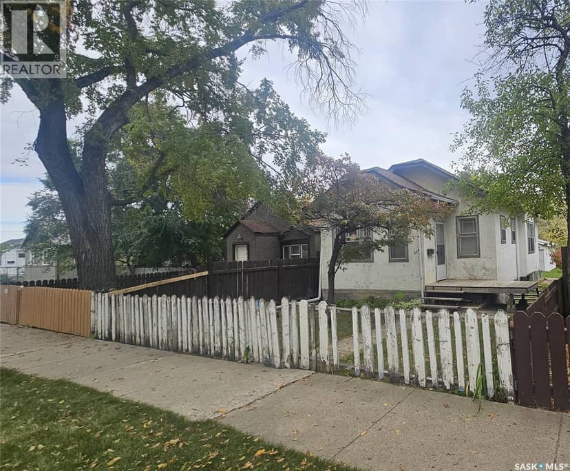 114 N Avenue S, Saskatoon, photo 2