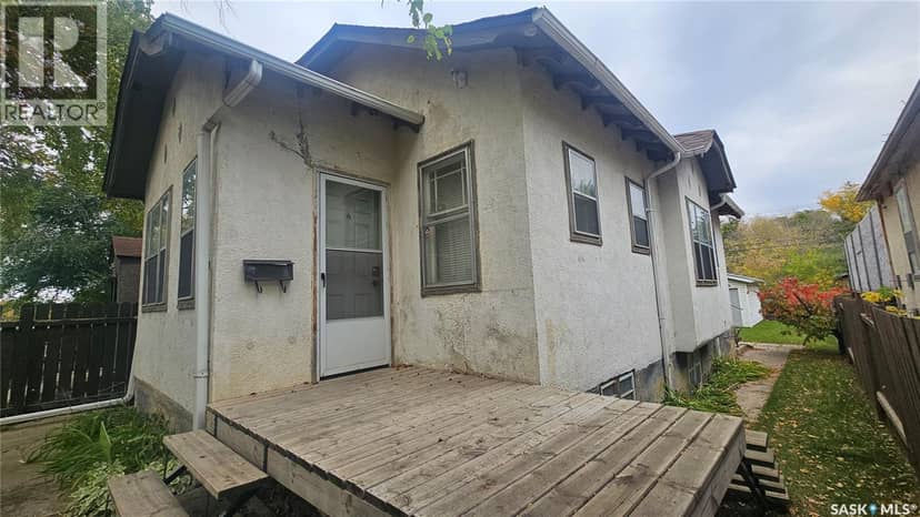114 N Avenue S, Saskatoon, photo 3