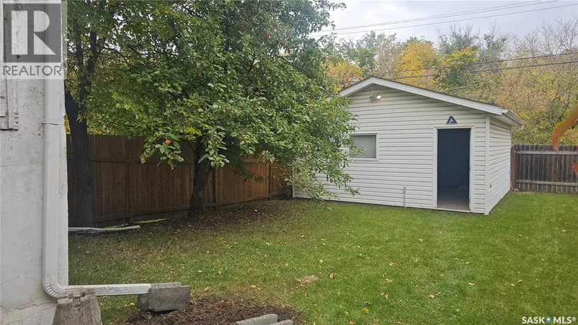 114 N Avenue S, Saskatoon, photo 7