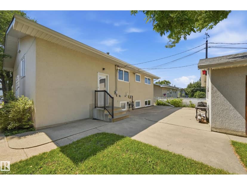 5210 43 AV — photo 37 of 40