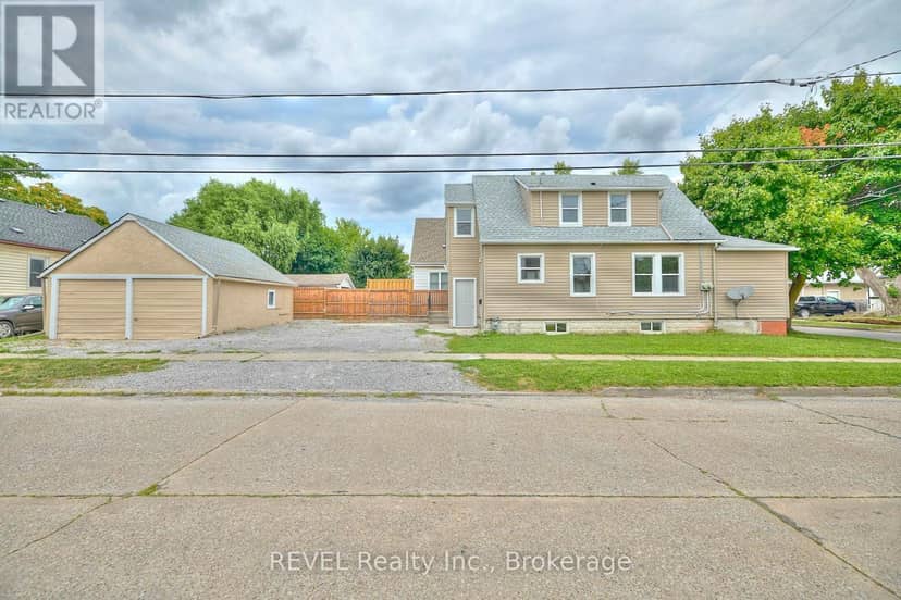 43 Cosby Avenue, St. Catharines, photo 2