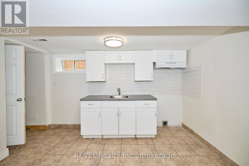 43 Cosby Avenue — photo 21 of 26