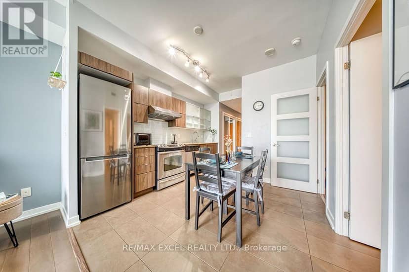 1301 - 170 Fort York Boulevard — photo 5 of 35
