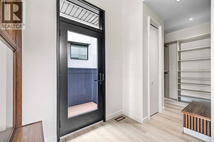 3D Willow Crescent SW, Calgary, photo 4