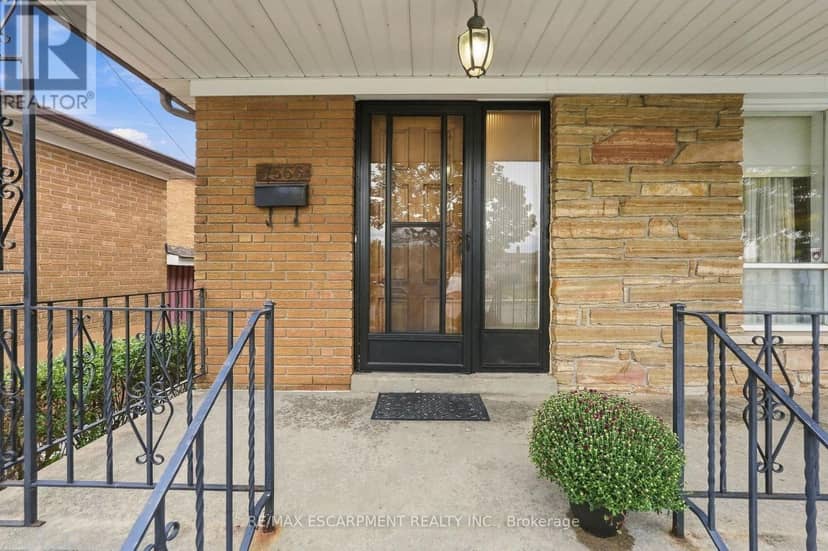 7566 Netherwood Road, Mississauga, photo 3