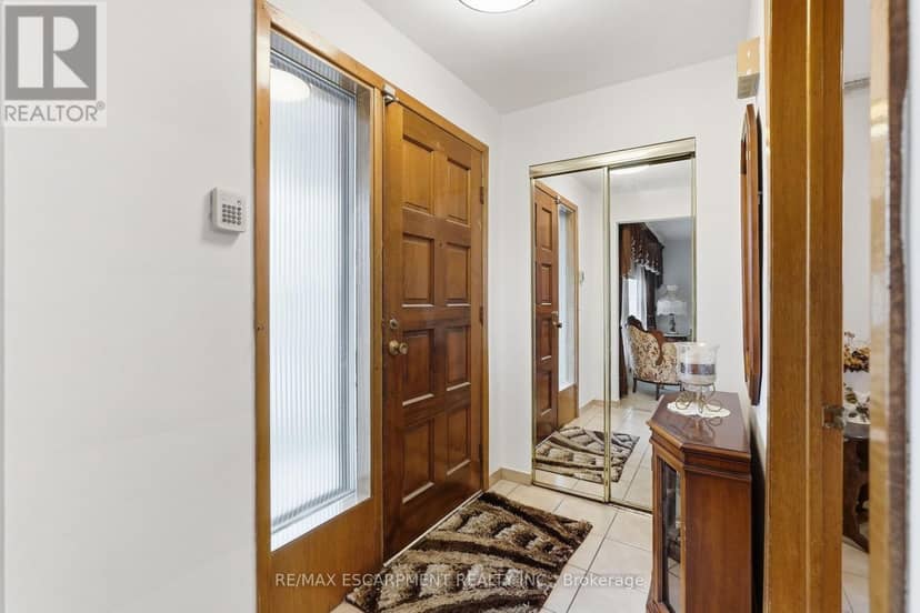 7566 Netherwood Road, Mississauga, photo 4