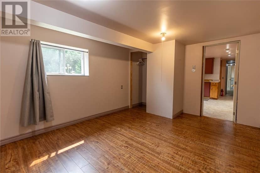 305 Lowe Street — photo 37 of 40