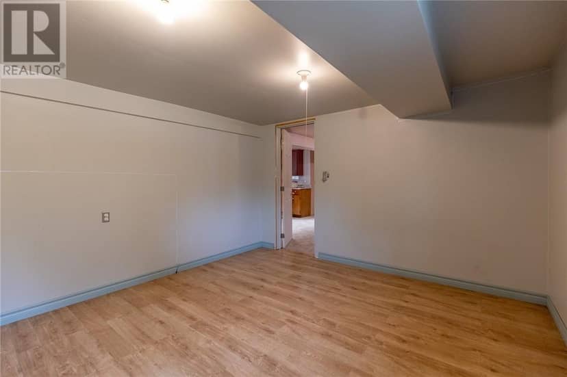 305 Lowe Street — photo 35 of 40