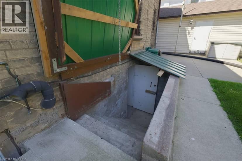 76 BROCK Street — photo 22 of 34