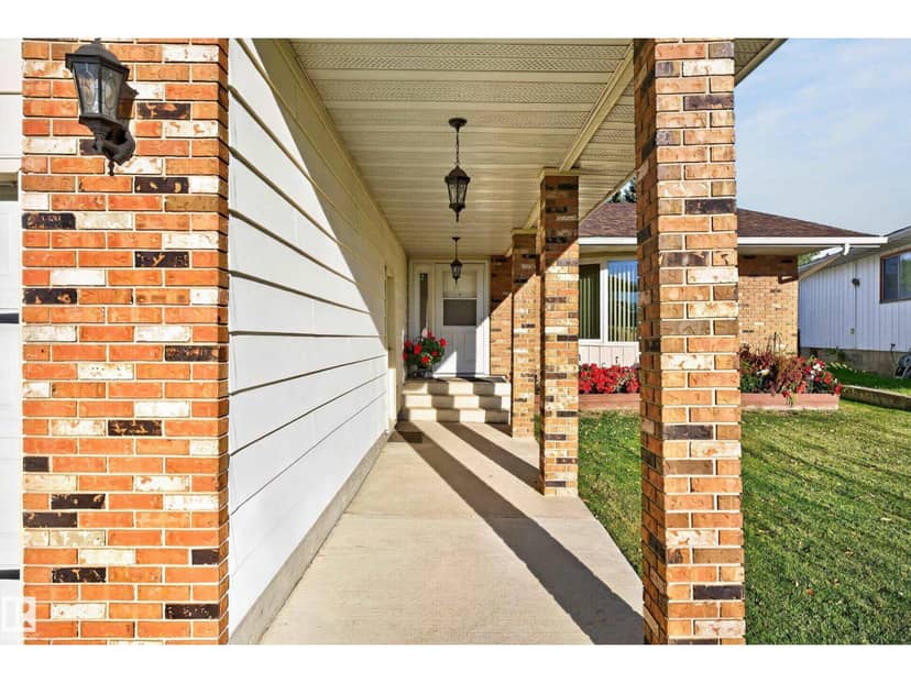 1316 85 ST NW, Edmonton, photo 2