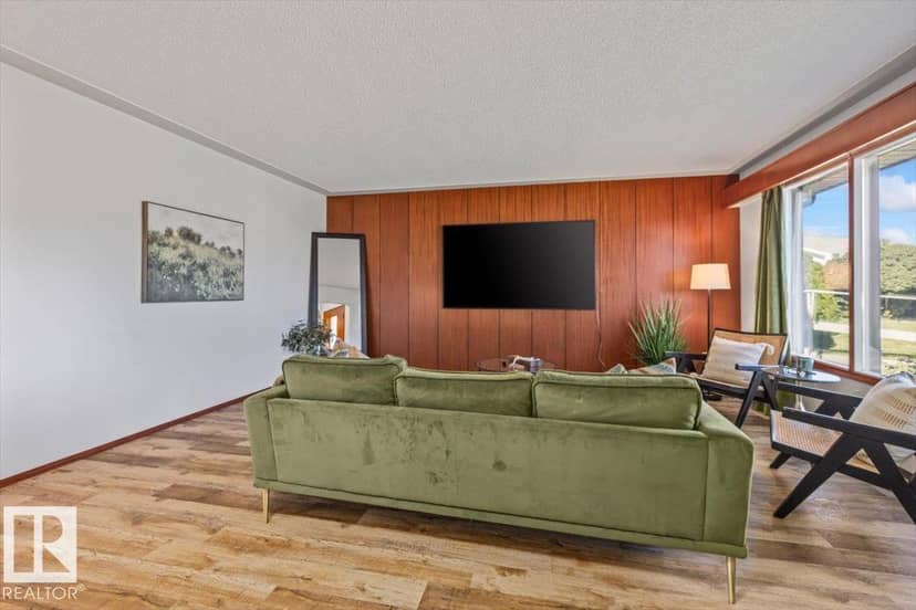 7627 128A AV NW, Edmonton, photo 5